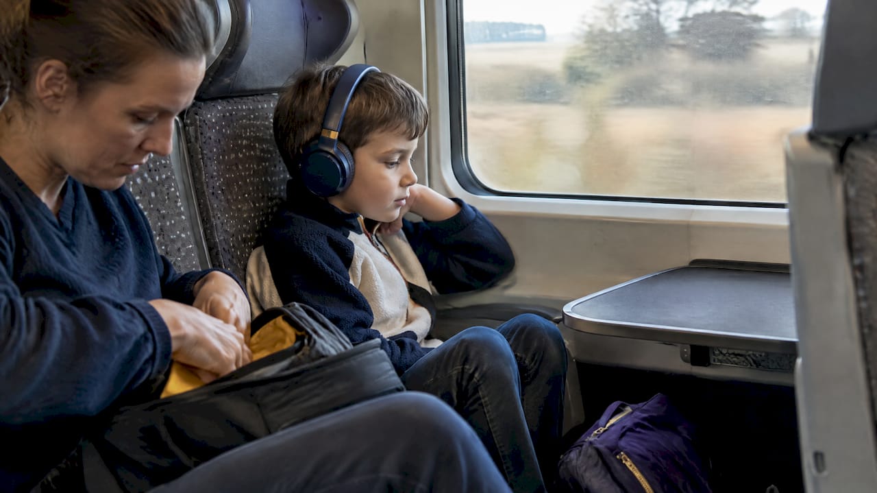 Short stories for on the go: What parents should put on now