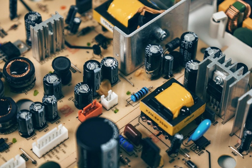 Der Connector an der Tür — und ein sicheres Auto-Update thumbnail